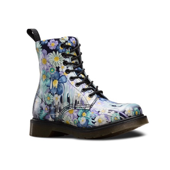 Dr Martens Women's Slime Floral Pascal Boot Purple Paint Slick Backhand
